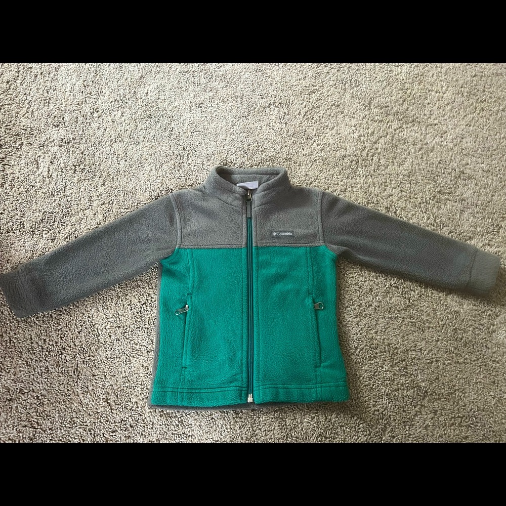3T Gray and green boys Columbia fleece.